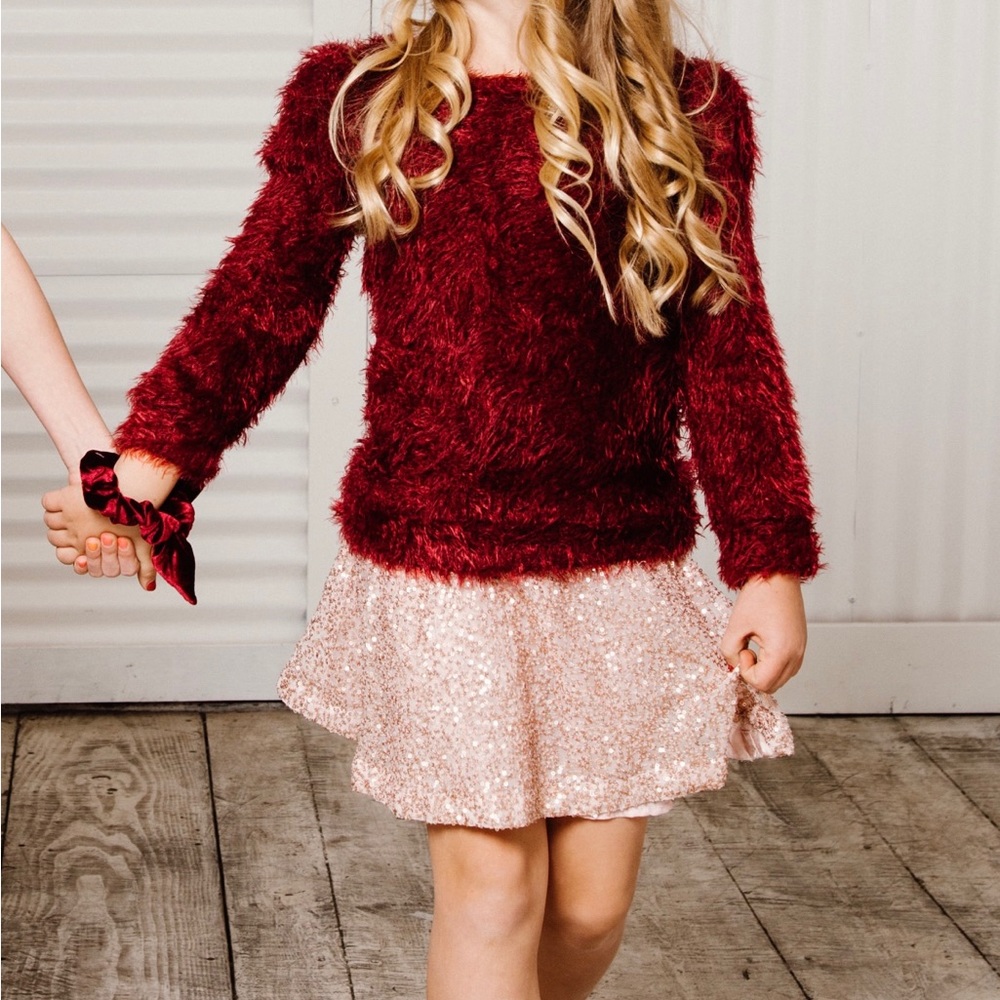 Ally ♥️ B sweater size small